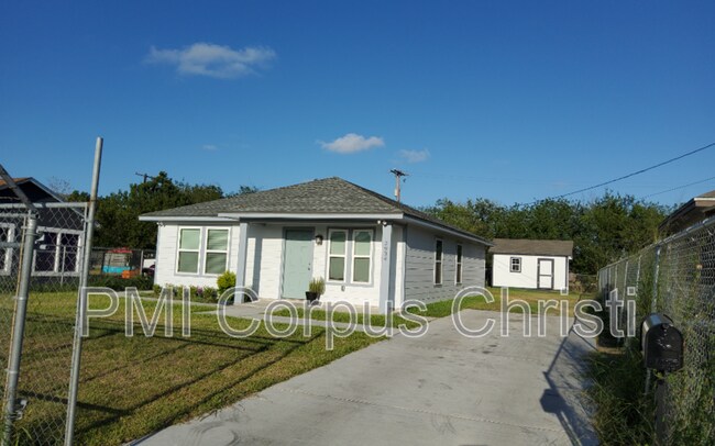 Primary Photo - 2934 Carver Dr