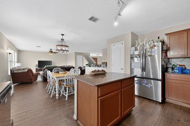Building Photo - 2435 Castle Pines Dr