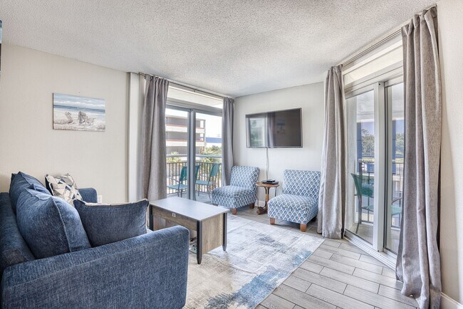 Building Photo - Oceanview Retreat at the Beach