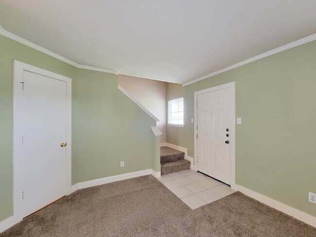 Building Photo - 3 Bed Single-Family Home in Parkside At Perry 77070