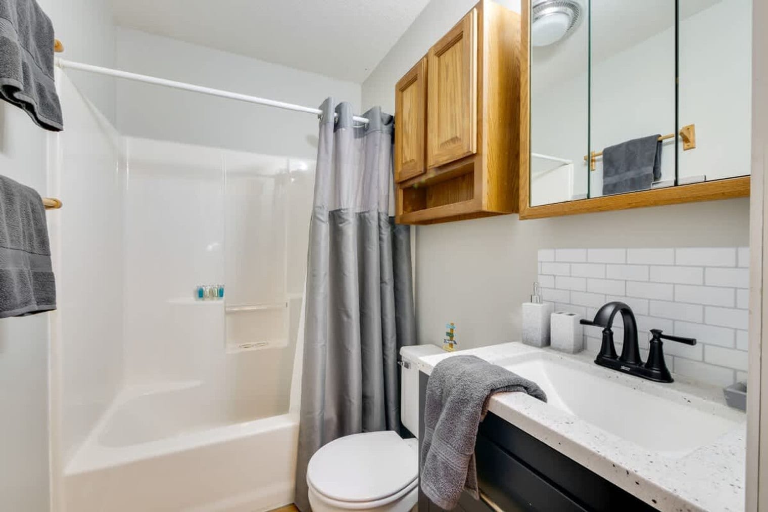 Building Photo - 4544 Erie Ave NW