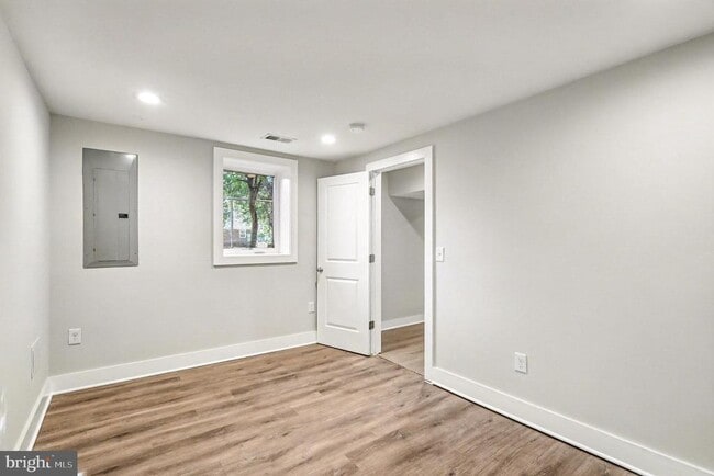 Building Photo - 1719 Frankford St SE