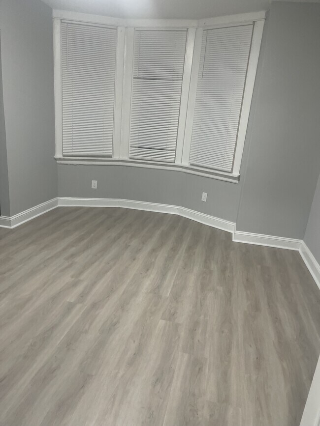 Building Photo - 1748 S Taylor St