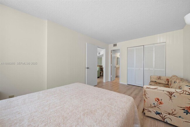 Building Photo - 2401 S Ocean Dr