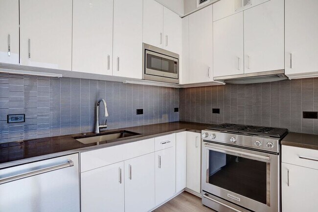 Building Photo - 88 V St SW