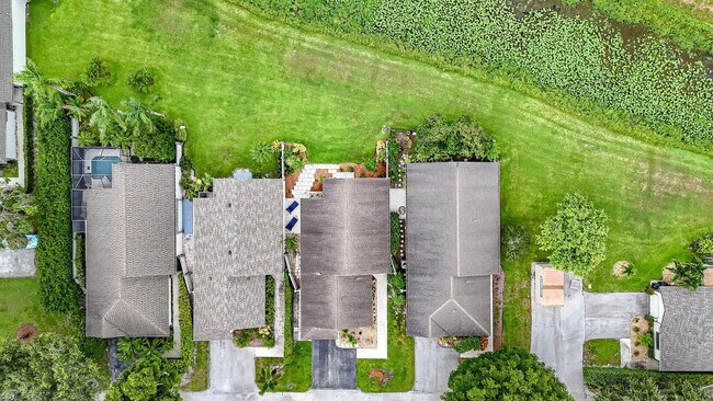 Building Photo - 2514 Bedford Mews Dr