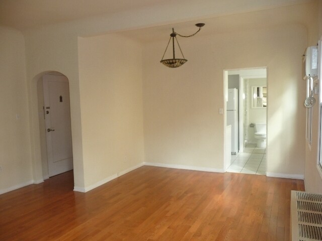 Building Photo - 538 N Spaulding Ave