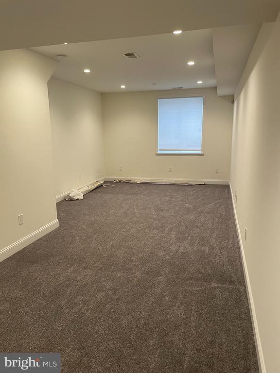 Building Photo - 2304 Alter St