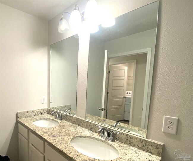 Building Photo - 9845 Beulah Rd