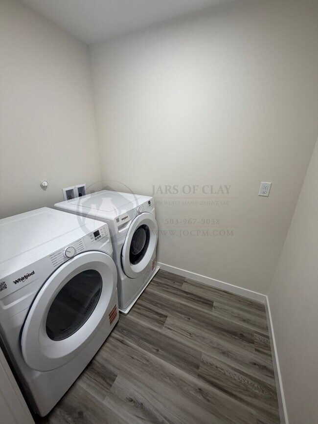 Building Photo - Welcome to your New Home- Brand New Unit- Be the First to live in it!!