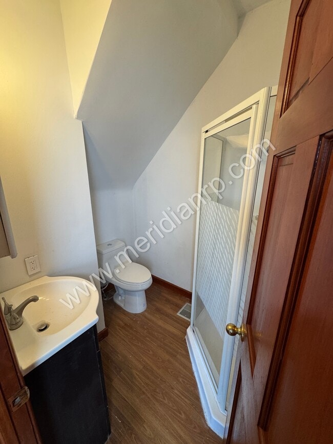 Building Photo - 2403 N Clinton St