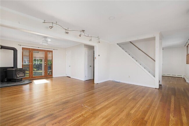 Building Photo - 36 N Beacon Terrace