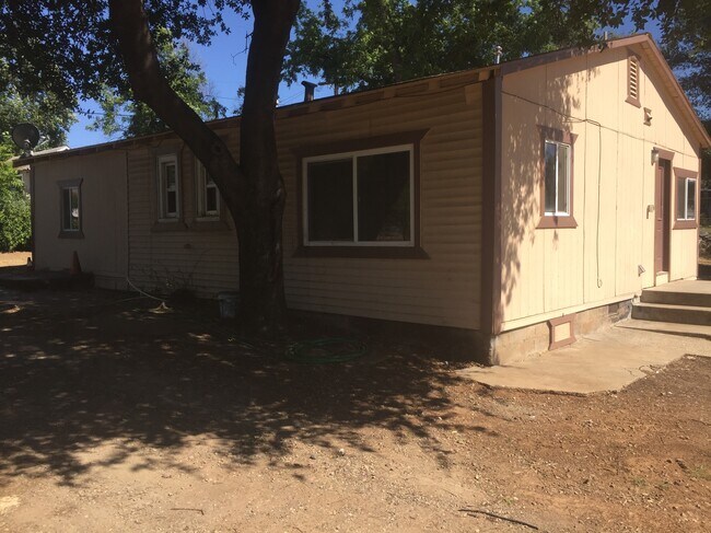 Rear looking South - 4830 Virginia Ave