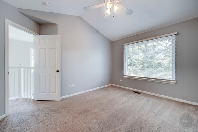 Building Photo - 2835 White Thorn Cir