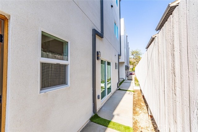 Building Photo - 5253 Agnes Ave