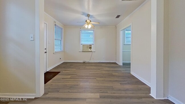 Building Photo - 610 Edgewood Ave S