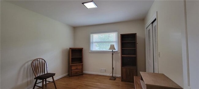 Building Photo - 1933 Silvastone Dr