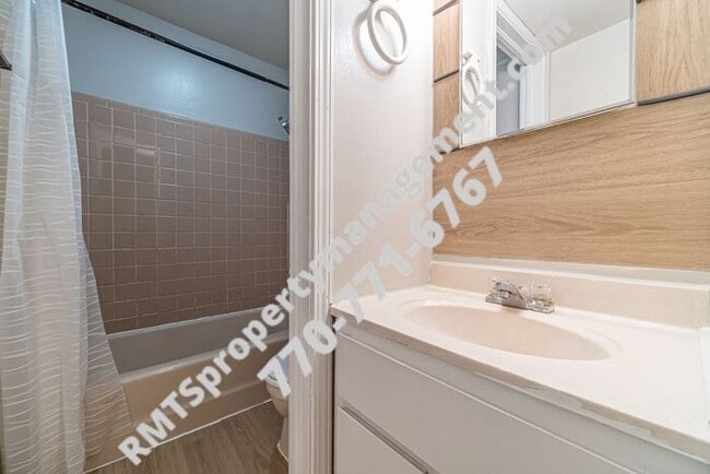 Building Photo - 1202 GA-124