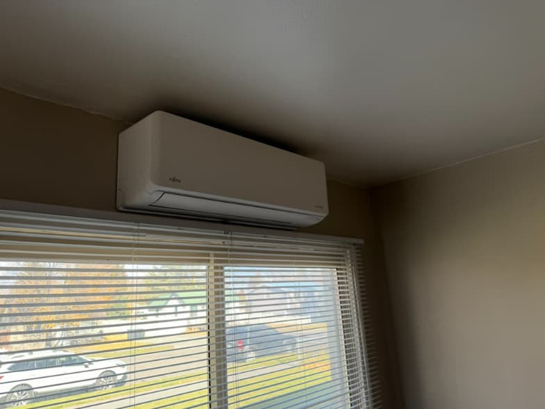 Building Photo - 289 W 19th St