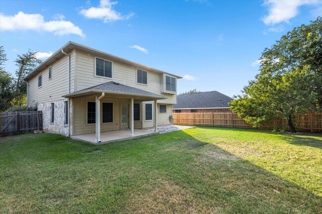 Building Photo - 10525 Hainsworth Park Dr