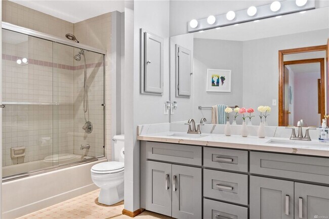 Building Photo - Rambler Style House nestled in the heart of Mountain Vie