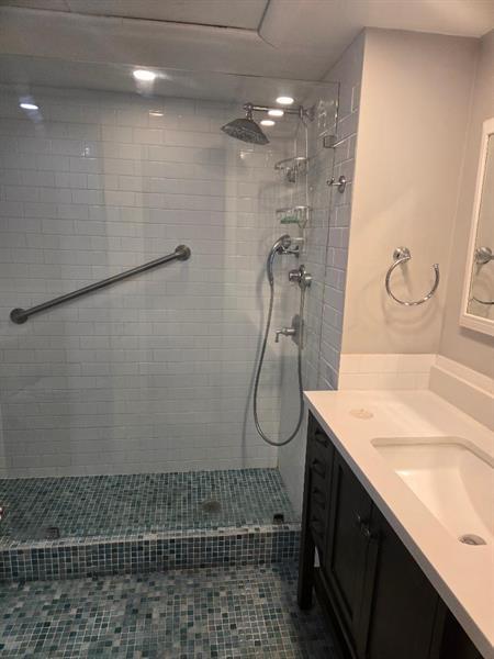 Building Photo - 669 W Oakland Park Blvd