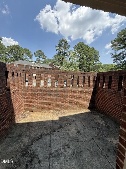 Building Photo - 3603 Helix Ct