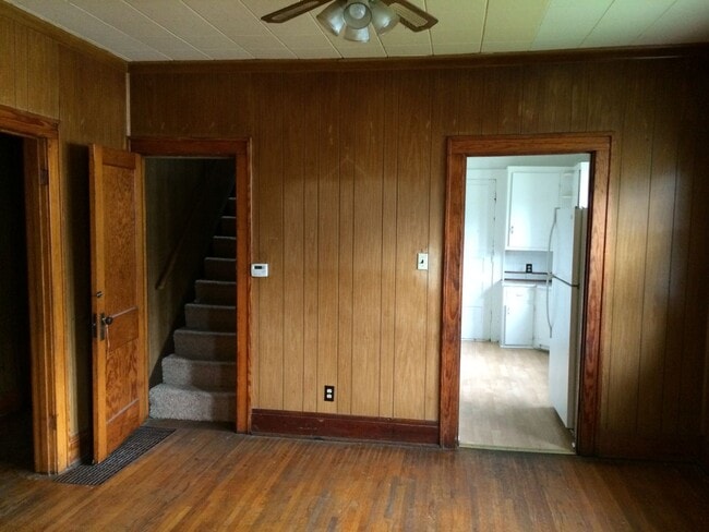 Building Photo - 408 Newell St