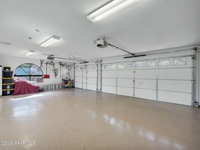 Building Photo - 3160 Rainbow Ridge Dr