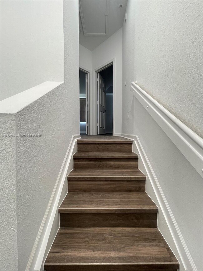 Building Photo - 11202 NW 83rd St