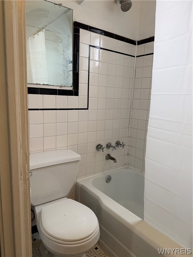 Building Photo - 455 Franklin St