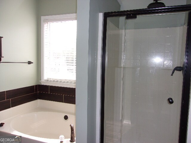 Building Photo - 340 Twin Point Way