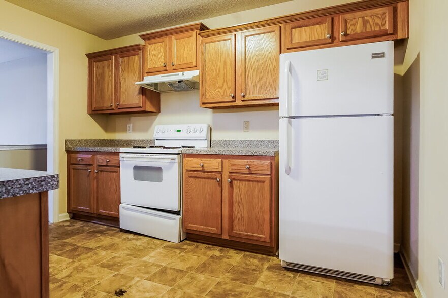Building Photo - 4671 Tradewinds Ct