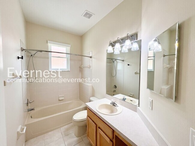 Building Photo - 13829 Sunshowers Cir