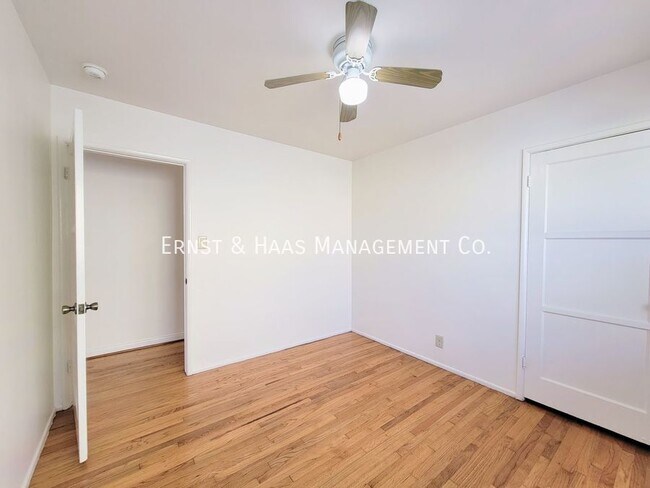 Building Photo - 4718 Briercrest Ave