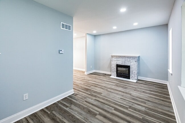 Building Photo - 3 Bedroom, 1.5 bath home in the City of Wilmington