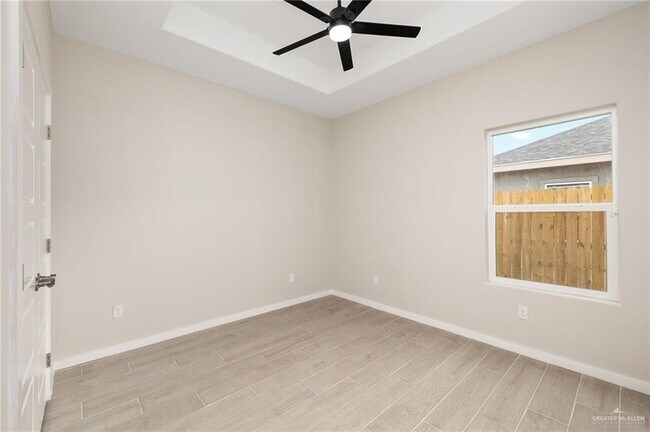 Building Photo - 9 Northwestern Ave