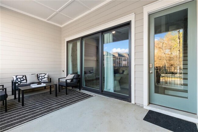 Building Photo - 777 Stickley Oak Way