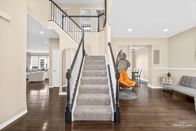 Building Photo - 1445 Waterside Dr