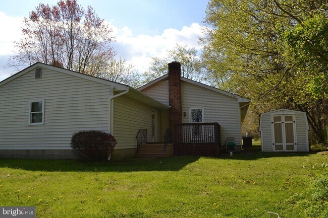 Building Photo - 925 Dyke Branch Rd