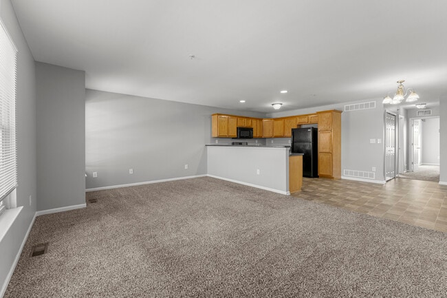 Building Photo - 13165 Turnberry