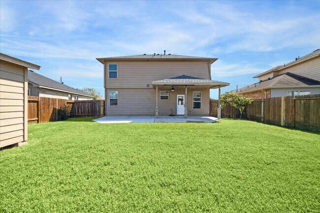 Building Photo - 5307 Little Jasmine Way