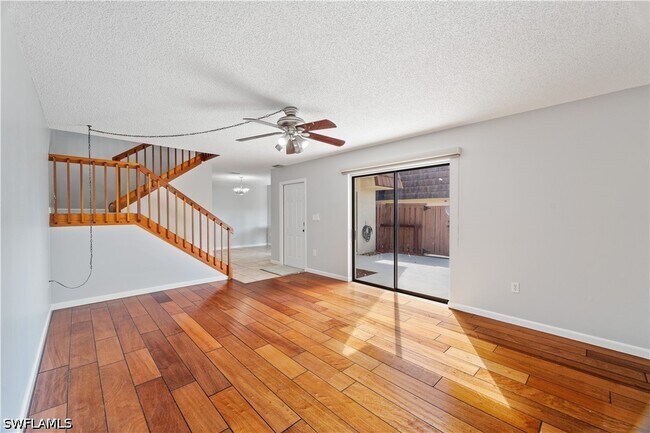 Building Photo - 5212 Cedarbend Dr