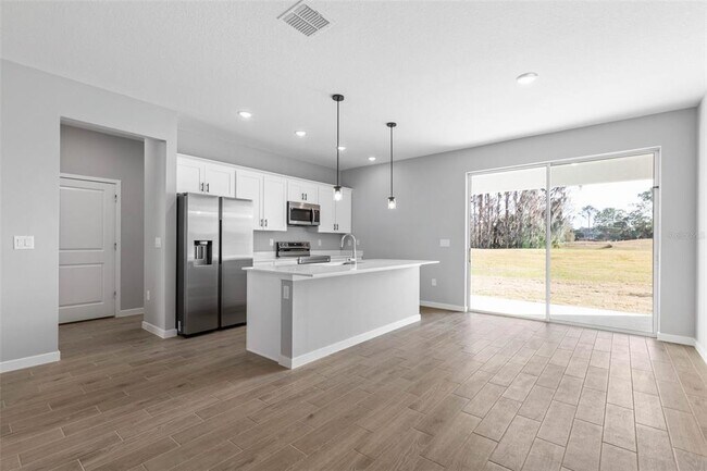 Building Photo - 21 Weymouth Ln