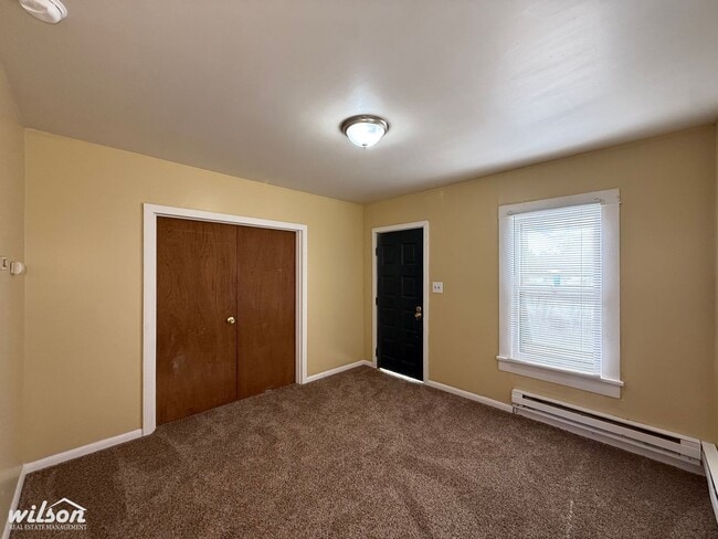 Building Photo - 2-Bedroom House with Fenced Yard & Parking!