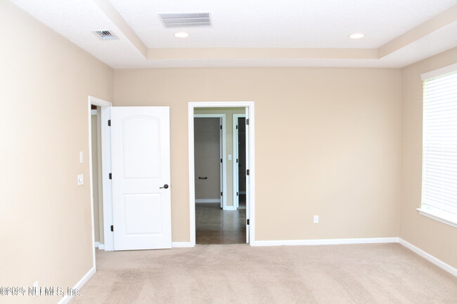 Building Photo - 564 Arborwood Dr