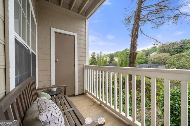 Building Photo - 7150 Peachtree Dunwoody Rd NE