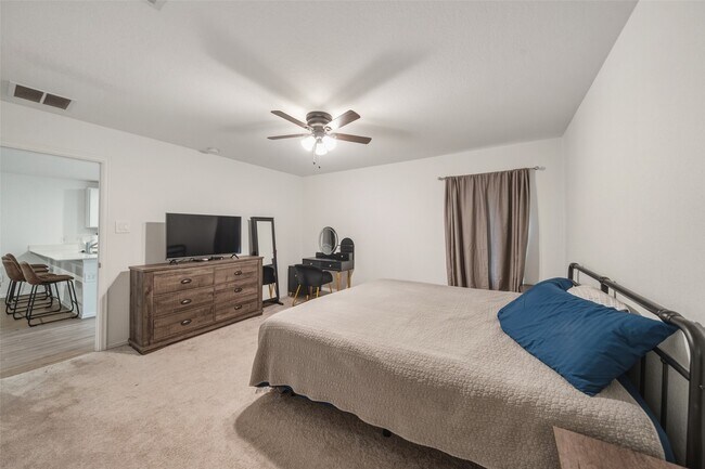 Building Photo - 17118 Quaking Aspen Ln