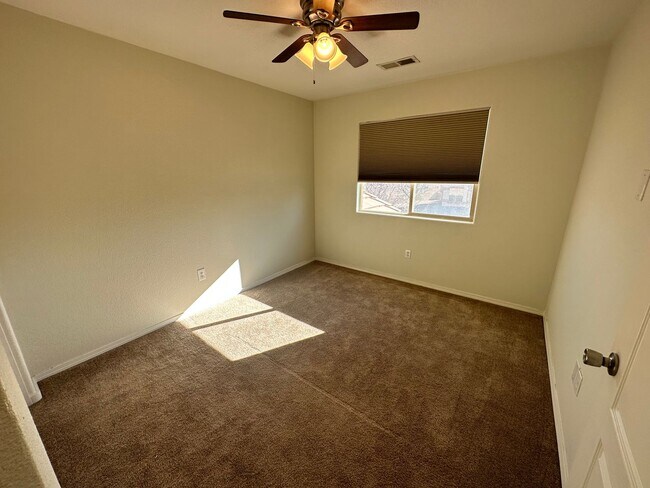 Building Photo - Cabezon Beauty | Large Yard | 2 Living Areas & Upstairs Loft | 1-year Lease | Coming Soon Pre-lea...