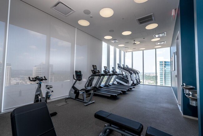 Building Photo - 301 West Ave